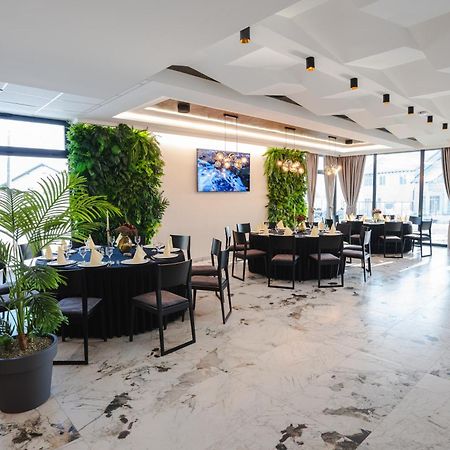 Hotel Nest Bijeljina Ngoại thất bức ảnh