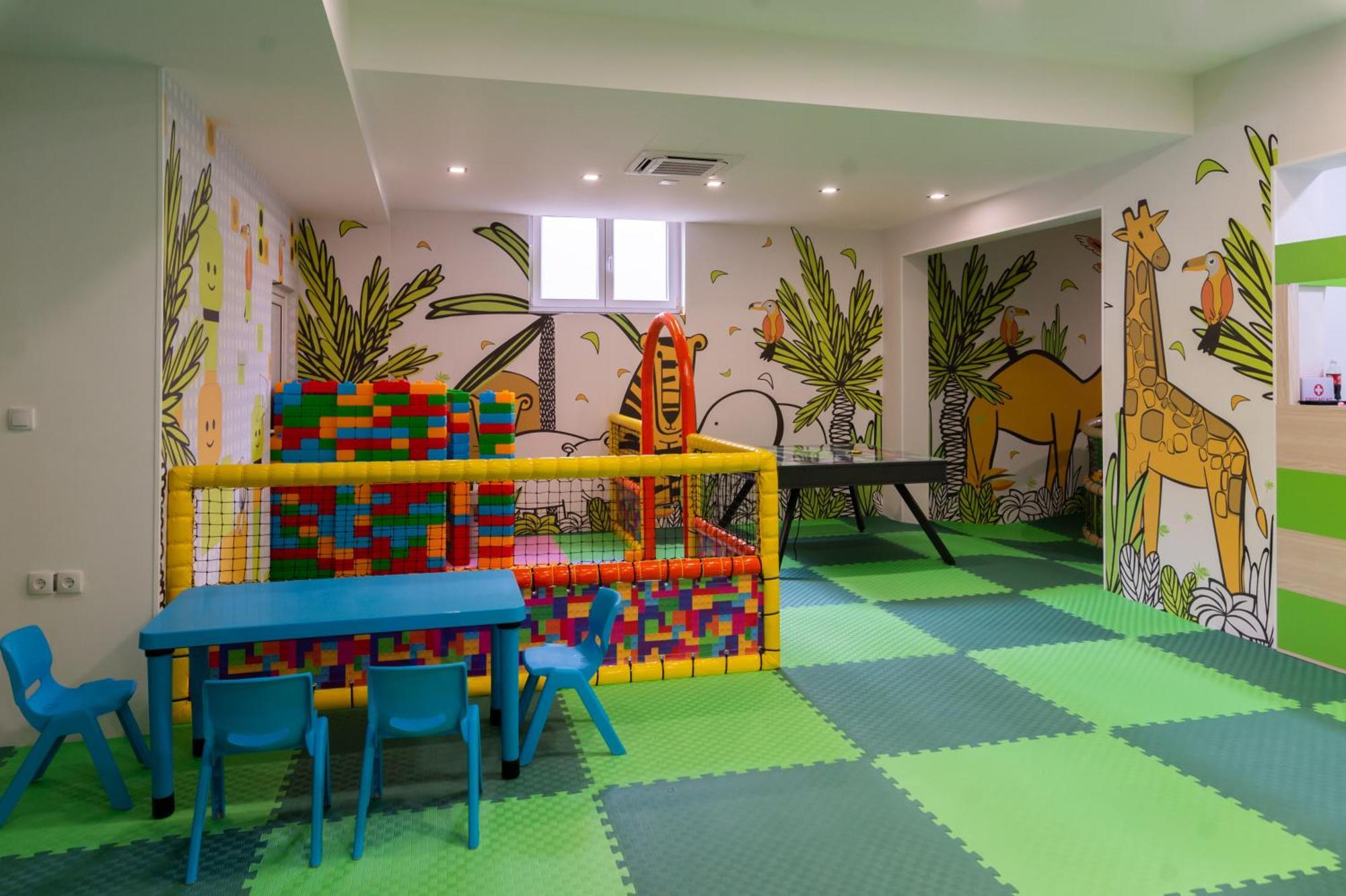 Hotel Nest Bijeljina Ngoại thất bức ảnh