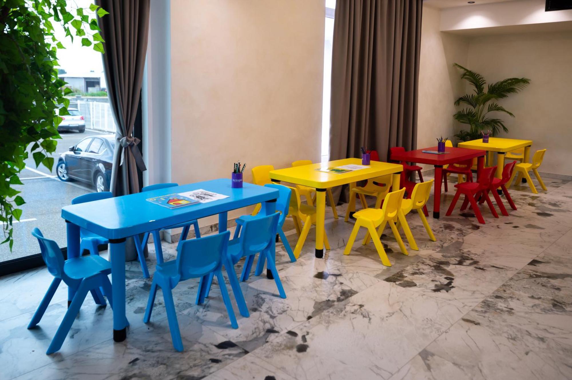 Hotel Nest Bijeljina Ngoại thất bức ảnh
