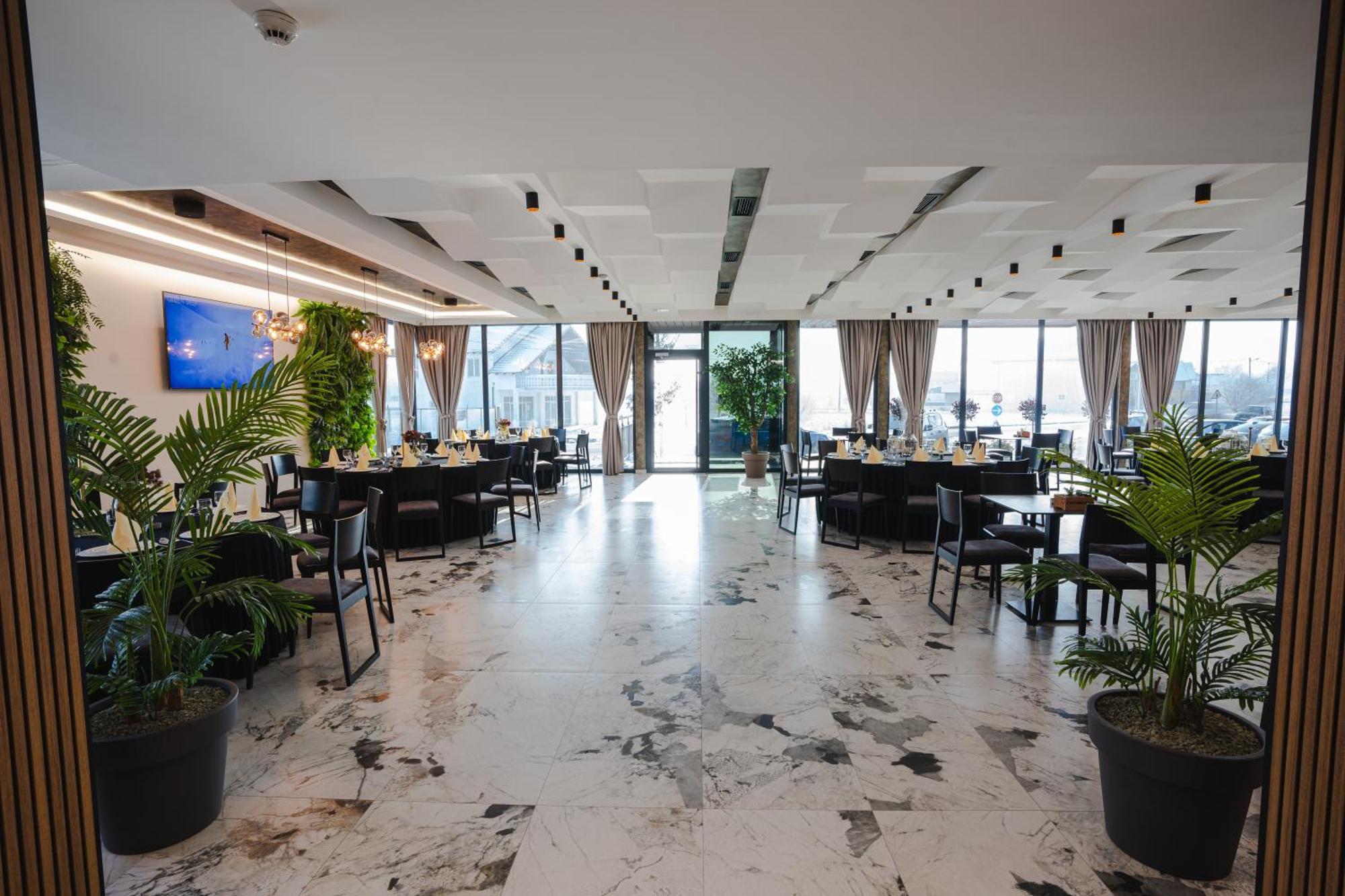 Hotel Nest Bijeljina Ngoại thất bức ảnh